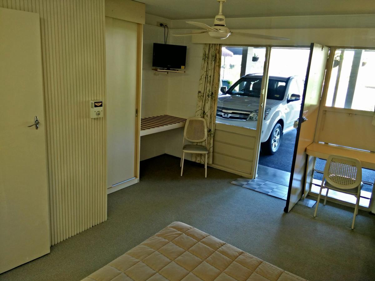 Cairns Motor Inn מראה חיצוני תמונה