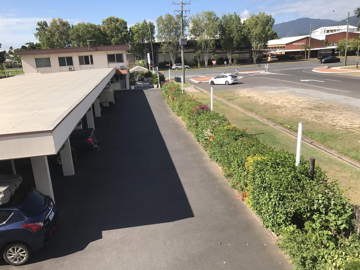 Cairns Motor Inn מראה חיצוני תמונה